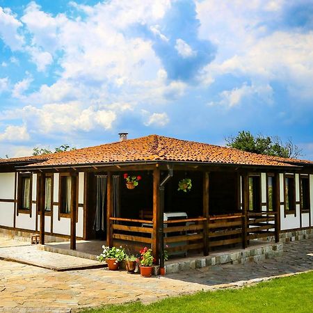 Villa Kashtata Resilovo Buitenkant foto