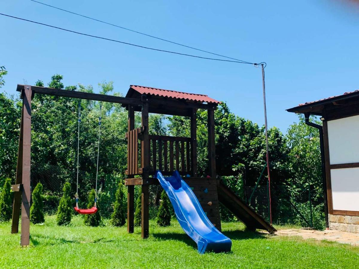Villa Kashtata Resilovo Buitenkant foto
