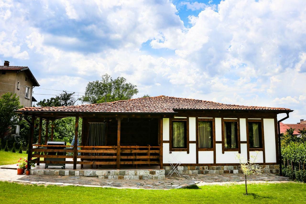 Villa Kashtata Resilovo Buitenkant foto